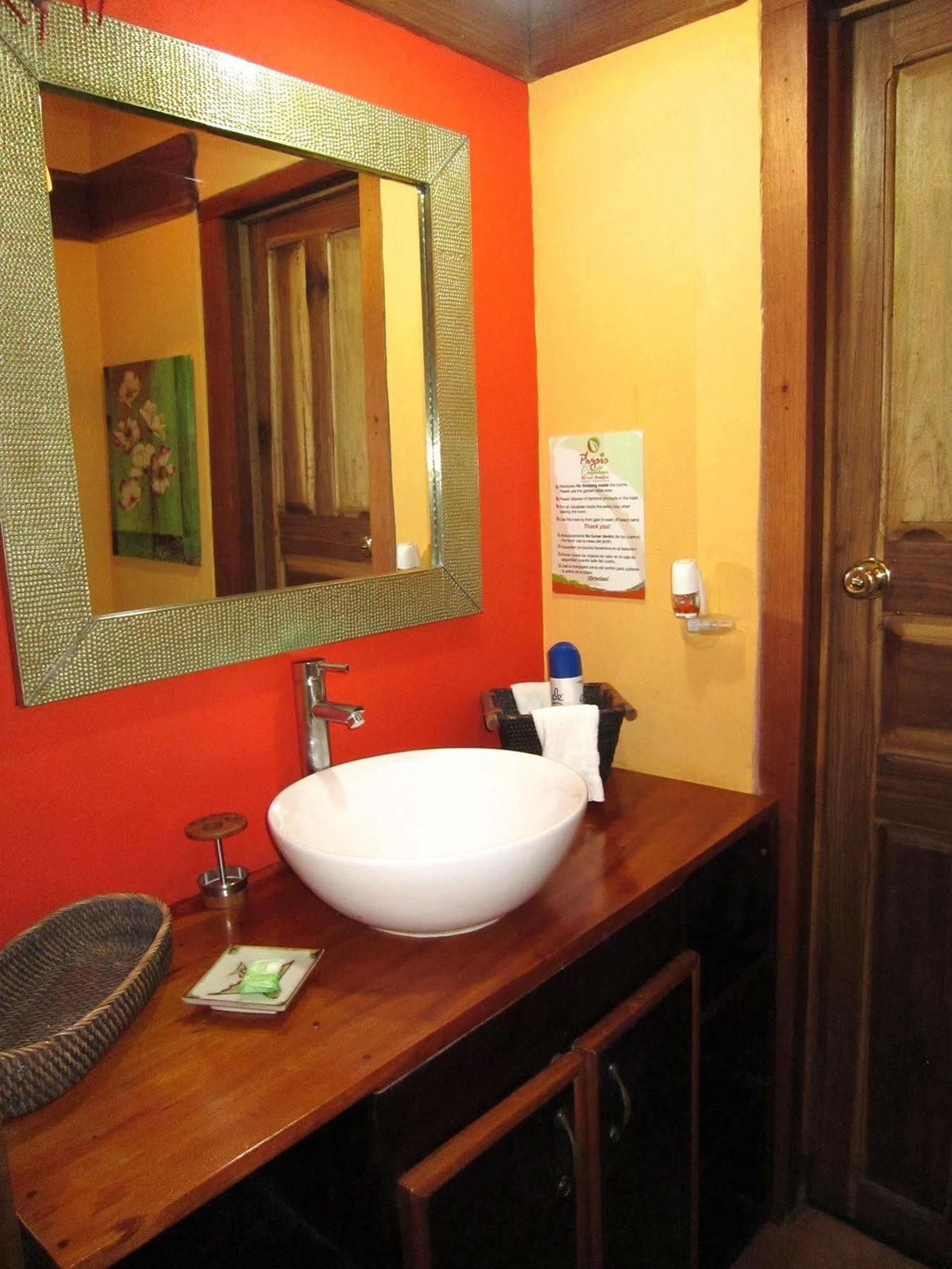 Physis Caribbean Bed & Breakfast Puerto Viejo de Talamanca Exterior foto