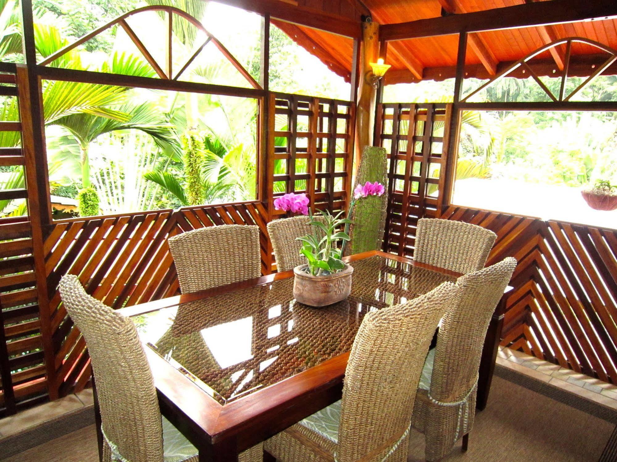 Physis Caribbean Bed & Breakfast Puerto Viejo de Talamanca Exterior foto