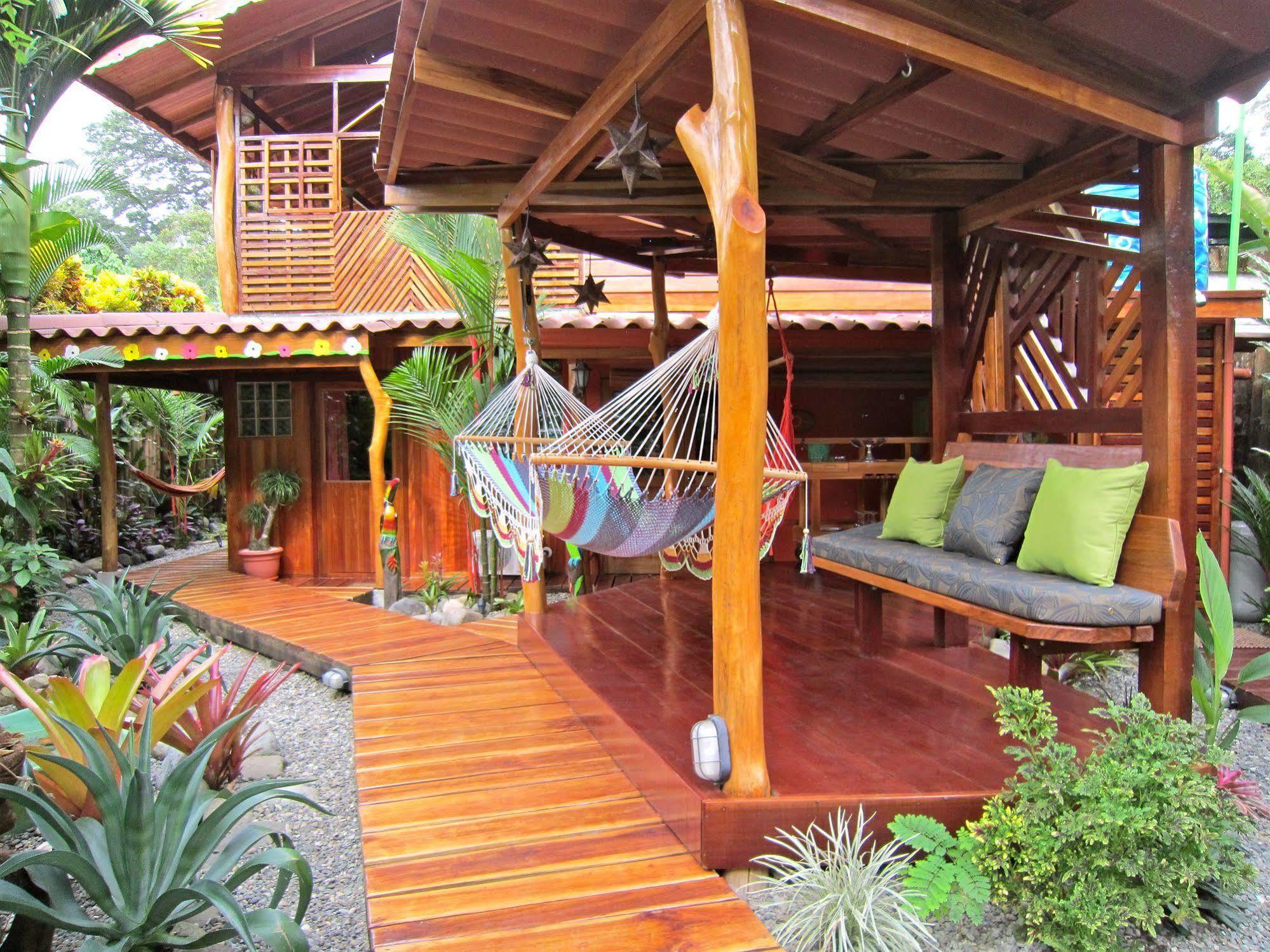Physis Caribbean Bed & Breakfast Puerto Viejo de Talamanca Exterior foto